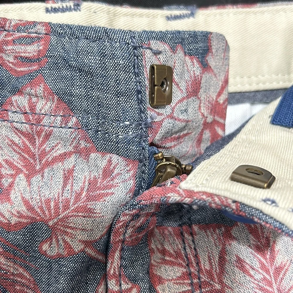 Baby Gap boys floral shorts size 18-24 M NWT